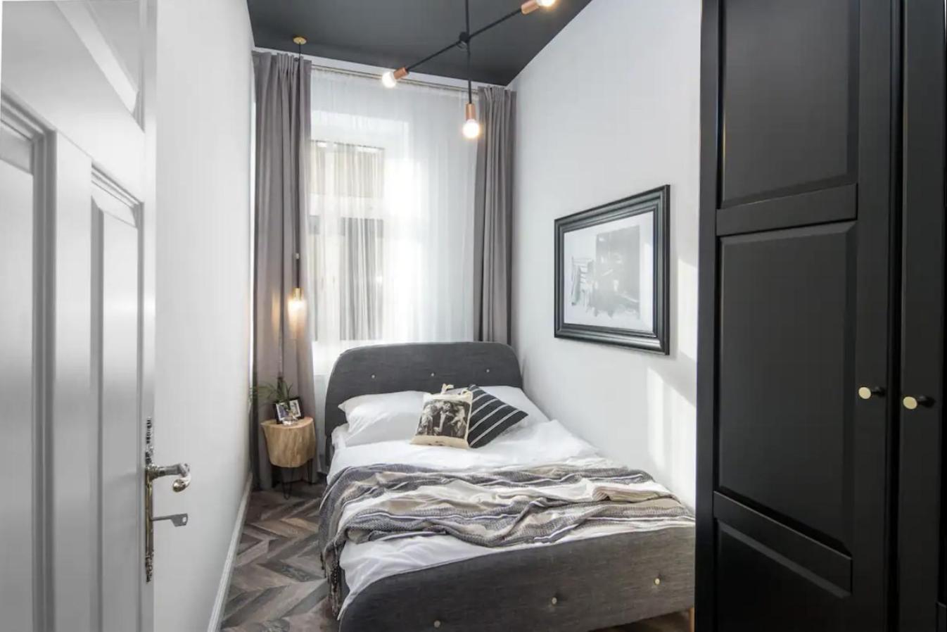 Jozefa 20 Street 2 Bedroom Apartment Krakow Exterior photo